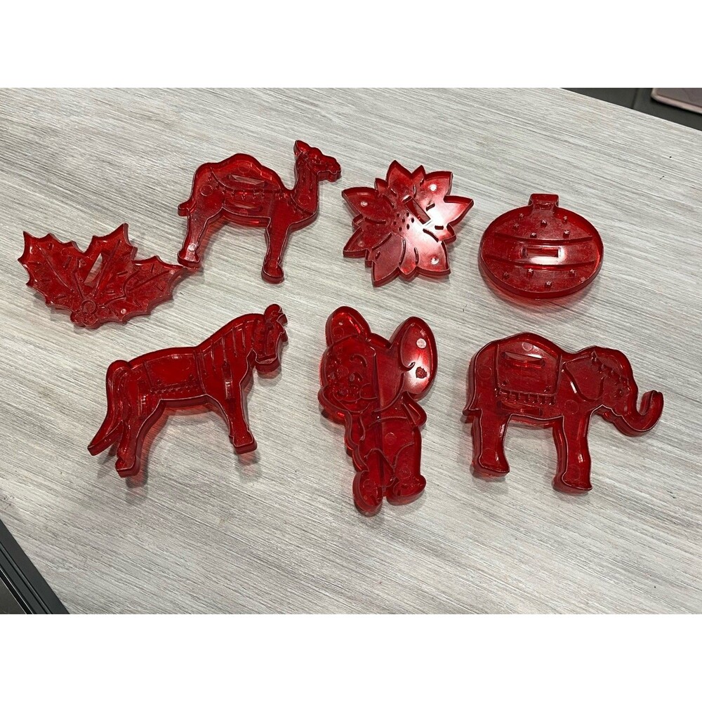 Lot Of 7 Assorted Cookie Cutters